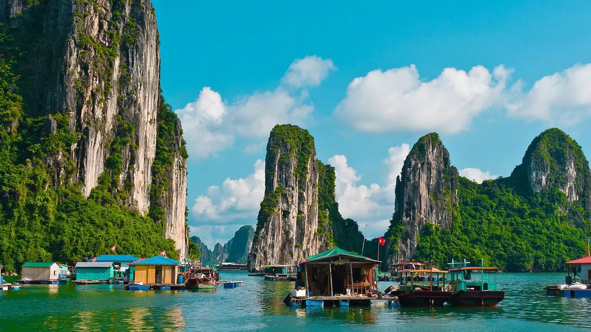 Ha Long Bay